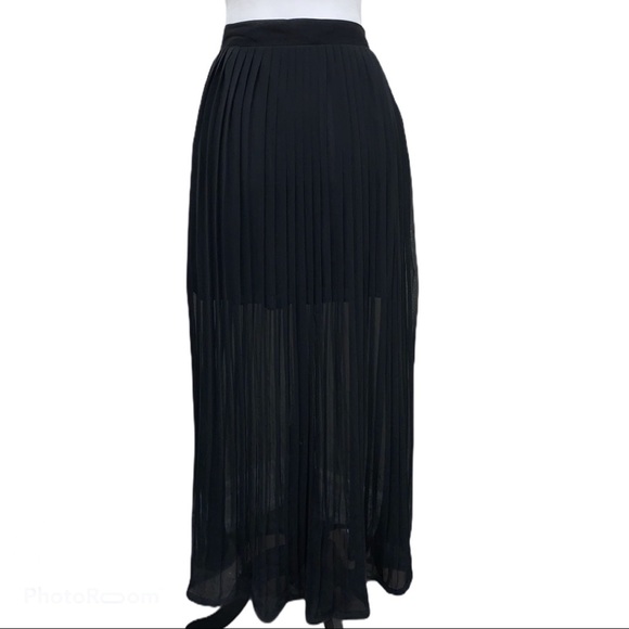 Played Sheer Maxi Skirt with mini skirt lining - Picture 1 of 3